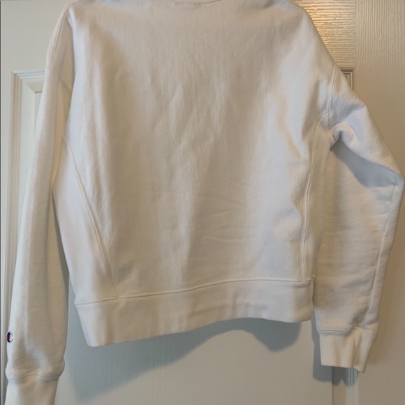 Champion Crewneck - Picture 4 of 4